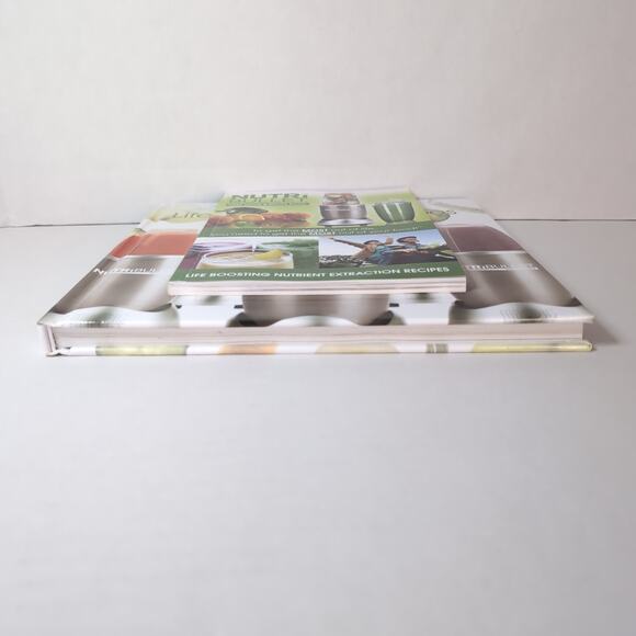 Lot of 2 Nutribullet Books Life Changing Recipes User Guide & Recipe Book - Picture 10 of 12